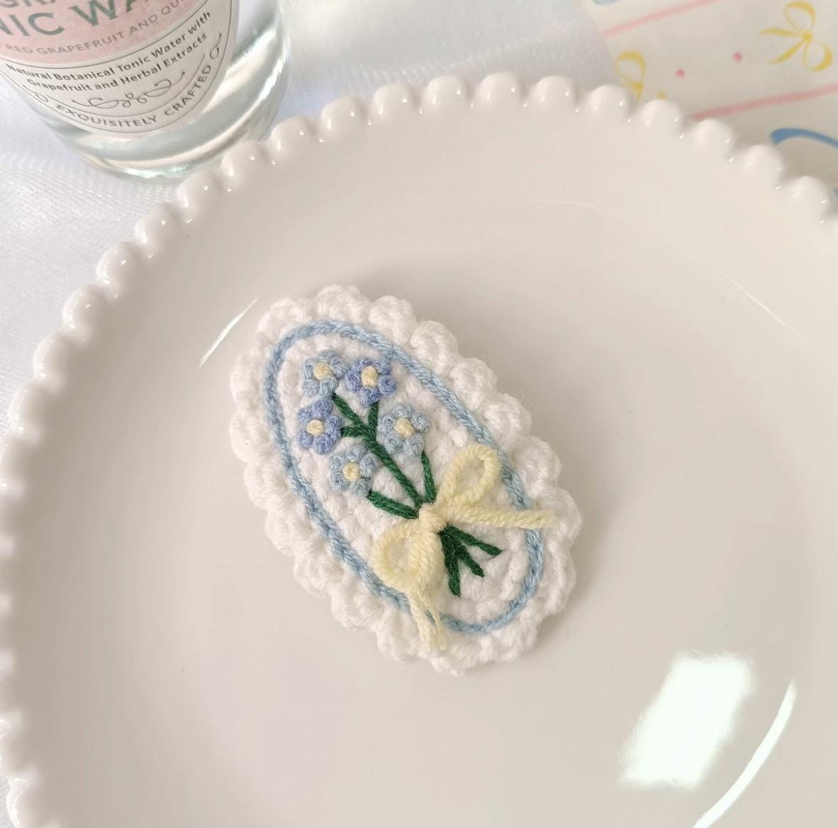 Handmade Crochet Flower Hair Clip | Blue & White Daisy Barrette | Sweet Aesthetic Hair Accessory | Embroidered Yarn Hairpin | Gift for Her