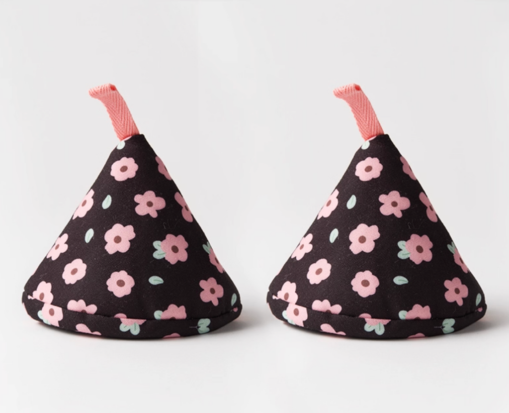 Japanese-Style Quilted Pot Lid Holder | Handmade Heat Proof Pot Cap | Heat-Resistant Cloth Handle Cover | Kitchen Gift