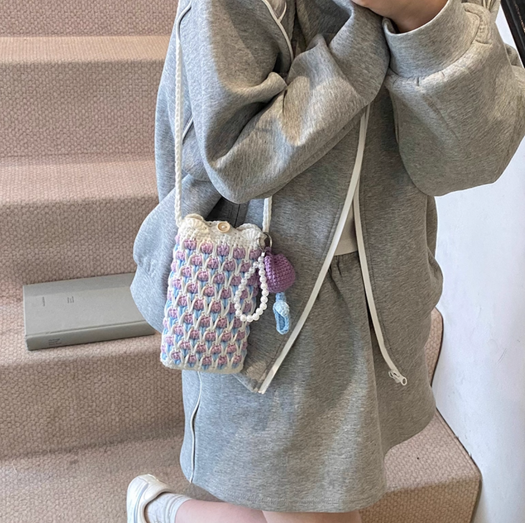 Crocheted Cell Phone Crossbody Bag