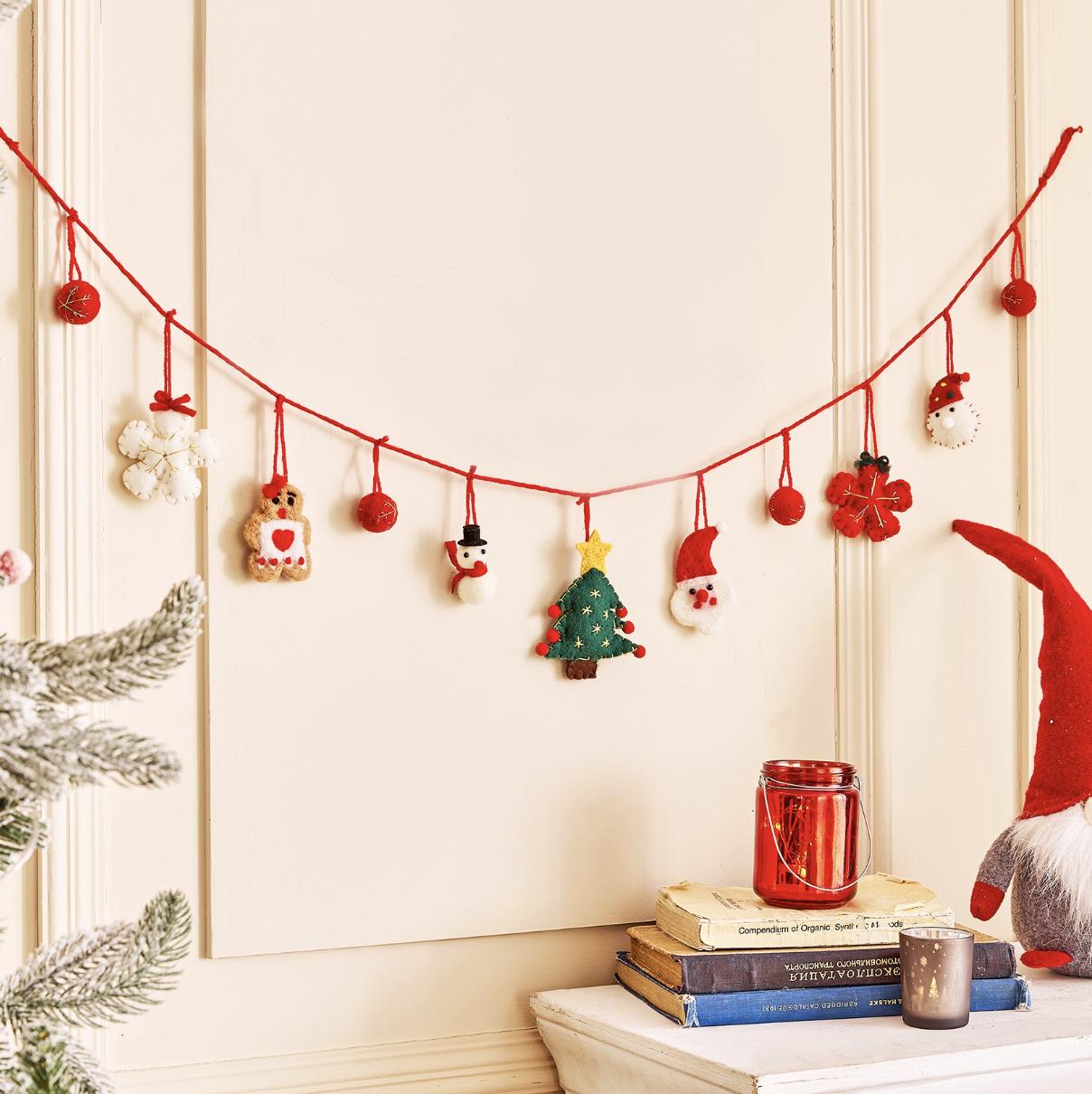Christmas Garland Felt Ball Santa & Pine Tree Hanging